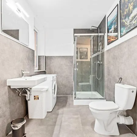 Cosy With Balcony And Fireplace Jüterbog