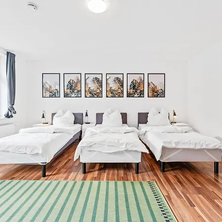 Apartment Cosy With Balcony And Fireplace