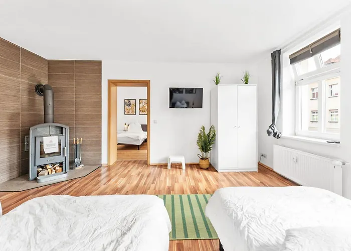 Cosy With Balcony And Fireplace شقة Jüterbog